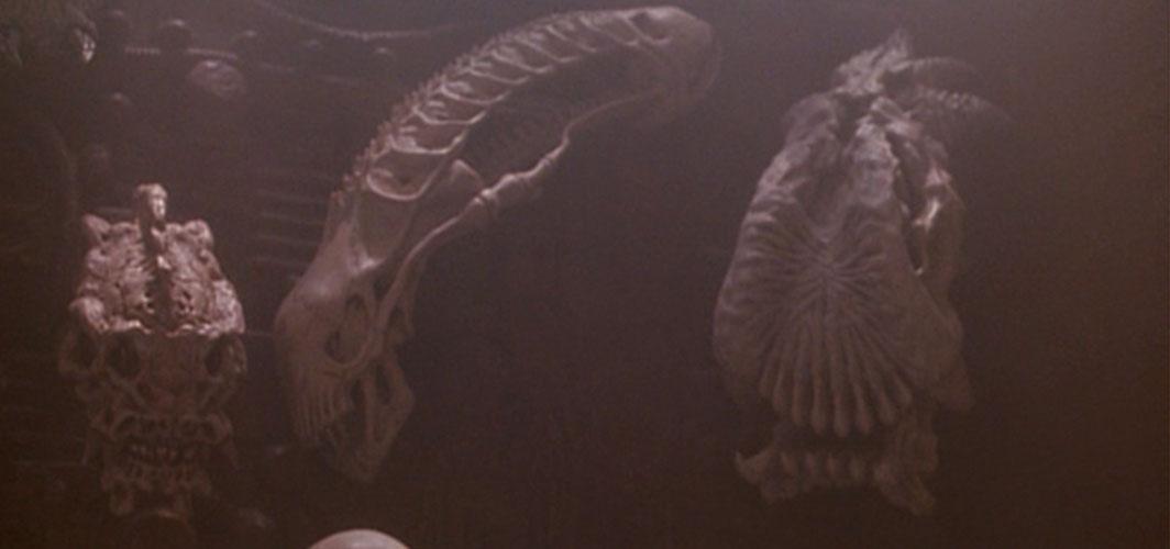 How 'The Predator' tried to revive 'Aliens Versus Predator'. 