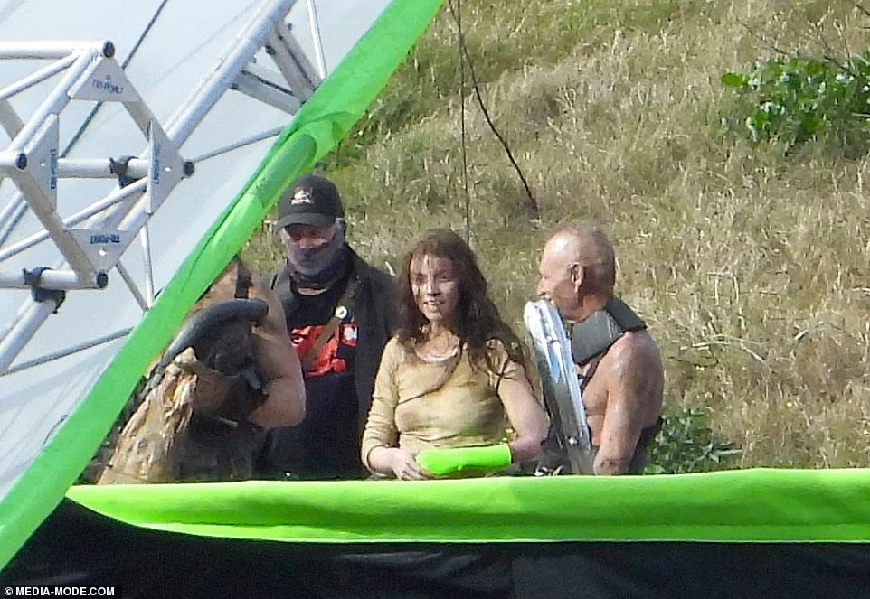 First Look At Young ‘Furiosa’ in ‘Mad Max’ Prequel Set Photos - Horror News - Horror Land