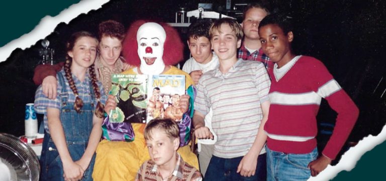 Rare Behind the Scene Photos from ‘IT’ 1990 & 'Pennywise: The Story of IT’ - Horror News - Horror Land