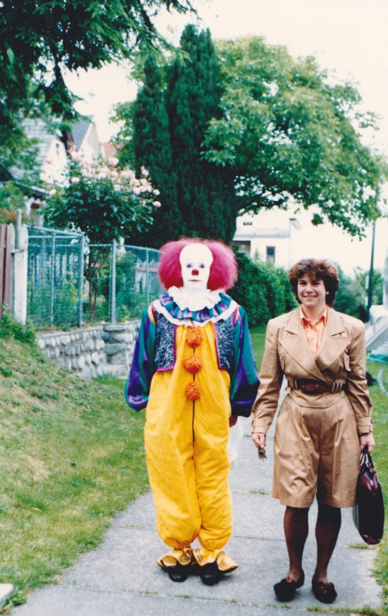 Rare Behind the Scene Photos from ‘IT’ 1990 & 'Pennywise: The Story of IT’